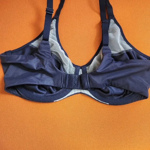 New Chantelle Norah ComfortUnderwire